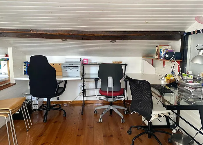 Charming Family In Graca Lissabon