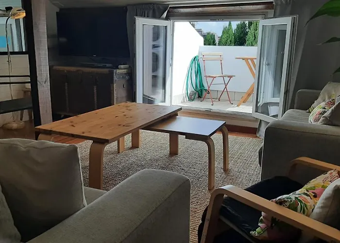 Charming Family In Graca Apartment *