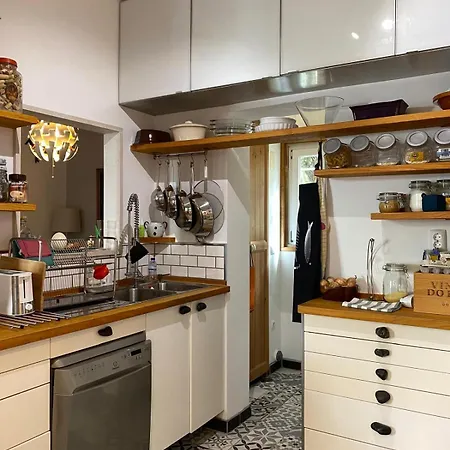 Charming Family In Graça Appartement