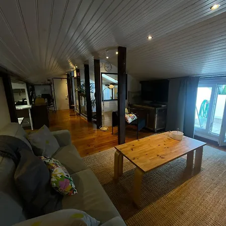 Charming Family In Graça *