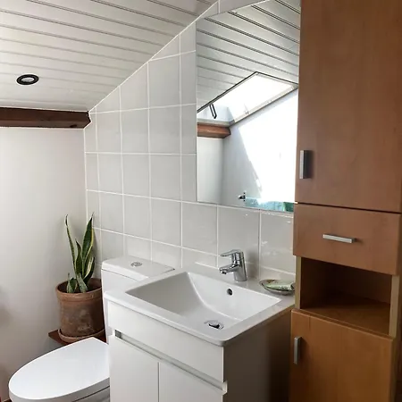 Charming Family In Graça