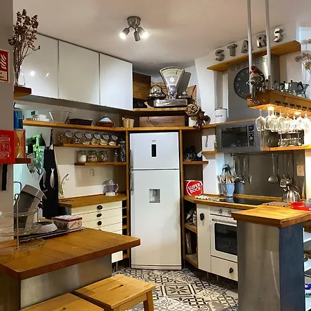 Charming Family In Graça *