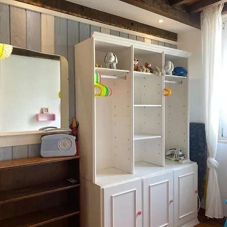 Charming Family In Graca * Lisbona