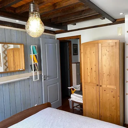 Appartamento Charming Family In Graca Lisbona