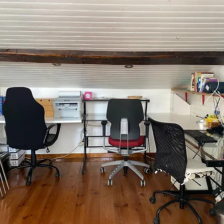 Charming Family In Graca Lisbona