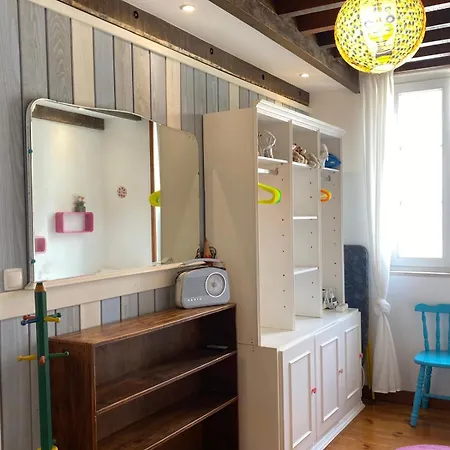 Charming Family In Graca * Lisbona