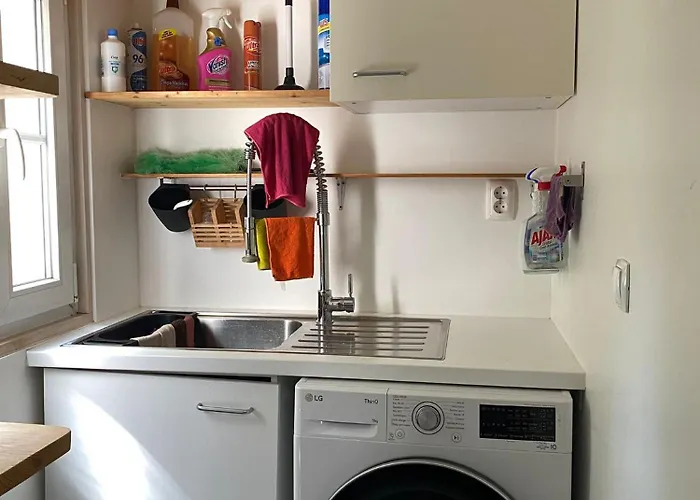 Charming Family In Graca Lisboa